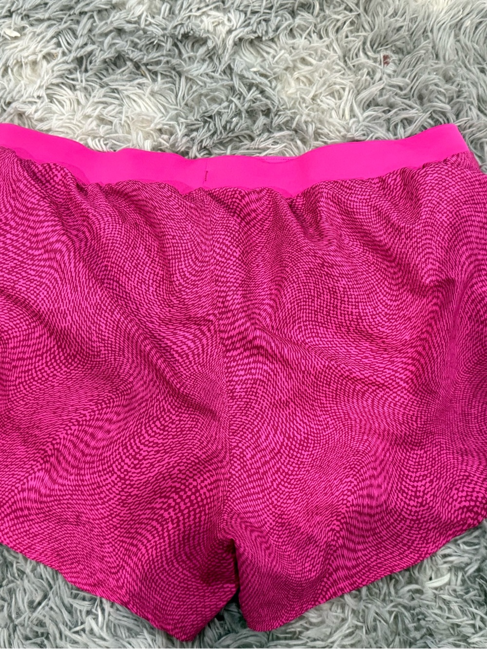 Under Armour Hot Pink Women's Performance Running Shorts xl - Picture 2 of 3